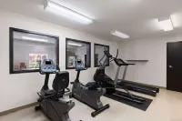 Super 8 by Wyndham St-Jerome - salle de sport