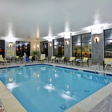 Hampton Inn & Suites Detroit/Warren