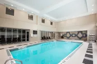 Hampton Inn & Suites by Hilton Barrie - Pools