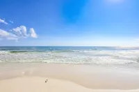 One Q-ute Cottage : Beach and Bay Retreat w/ Pool