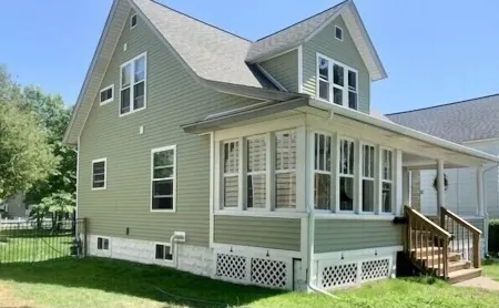 IN TOWN, ONLY 3 BLOCKS FROM LAKE MICHIGAN’S “STEARNS BEACH Отели в г. Mason County