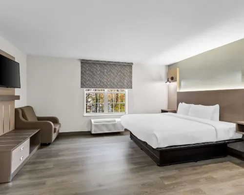 MainStay Suites Columbia Harbison Hotels in Richland County