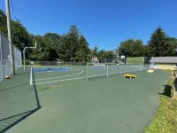 Waterfront 4 bed, 3 full bath house w/ ocean views & seaside activities