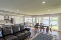 Stunning Lakeside Retreat