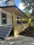 NEW Charming 3-bedroom house on Smith Lake.