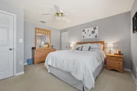 Excellent Roswell Location! Quiet Basement Apartment in Private Setting!
