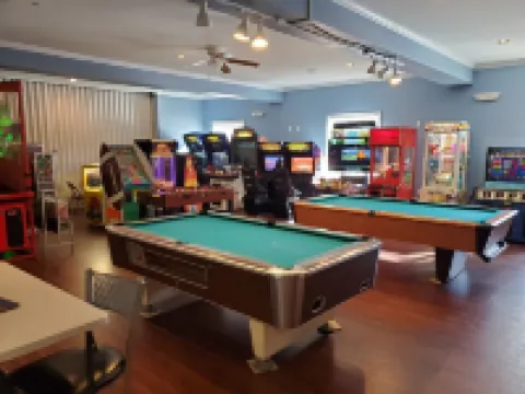 Welcome to Serenity Woods 萊克酒店