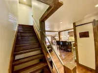 Beautiful Vacation Retreat within a walking distance from the beach!!!