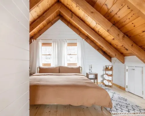 Cozy Catskills Chalet Hotels in Callicoon