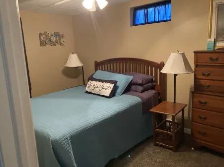 Neat and Nifty1 bedroom apartment in Lancaster Отели в г. Ланкастер