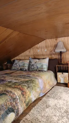 Remote and quiet! Hotels in Crawford County