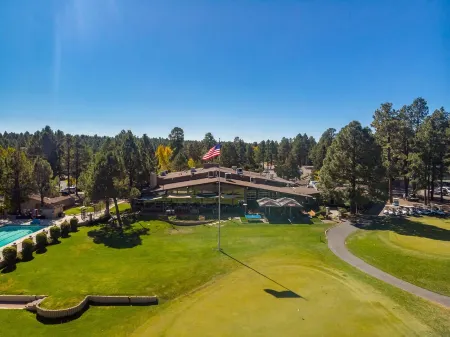 Ponderosa Pines Sanctuary With Amazing  Golf Views