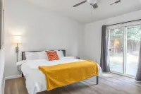 3BR Stylish Retreat en route to Yosemite, Centrally Located in Merced!
