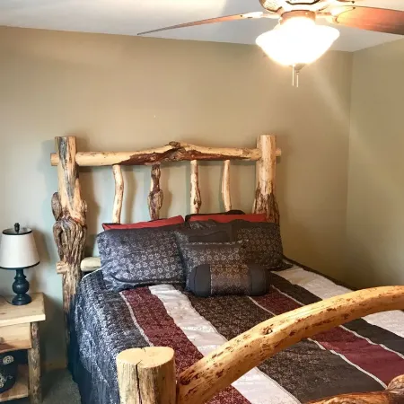 Luxury Duck Creek Log Cabin, Atv Trails Access, Near Zion, Bryce, & Brain Head