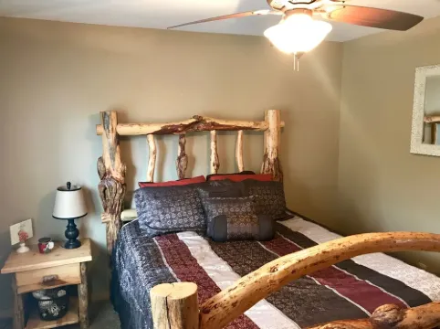 Luxury Duck Creek Log Cabin, Atv Trails Access, Near Zion, Bryce, & Brain Head