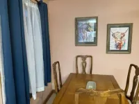 Peek-a-Moo Apt w/patio, paddle boating