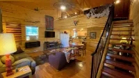 Cozy Ranch Apartment, perfect for hunting season, or a fun weekend getaway. Hotels in Humboldt County