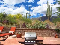 Gated La Paloma Home, Private Lot with City & Mountain views