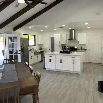 Beautiful 4 bedroom, 2 bathroom house. Outdoor pool.