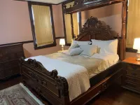 Historic Mansion, Five Miles from French Quarter