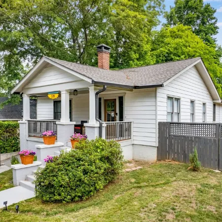 New 4 BR Bungalow Close to Everything Atlanta All 5 Star Reviews
