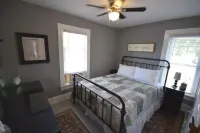 3BR Newly Renovated House in the heart of Sturgeon Bay