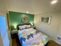 Cute, Quiet & Private Bungalow - Newly Remodeled Hotel in zona Oregon State University – Cascades