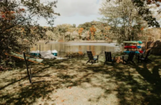 Lake Forest Cottage - Dog Friendly w/ Hot Tub, Firepit and Kayaks