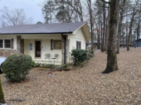 Serene Partial Lakeview Kayaks Access to Golf, Lakes, Hiking and More.