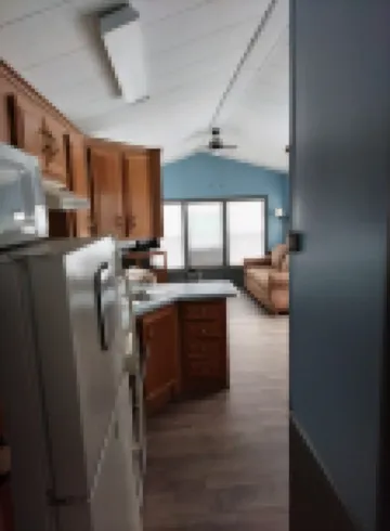 Park unit #4 for rent by Silver Lake NY