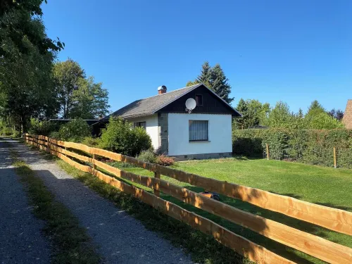 Böhmsches Haus - Ruhig, Mitten im Grünen. 2024 Komplett Renoviert - Wifi