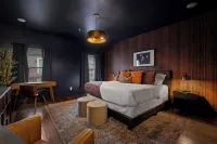 Rooftop Lounge, Fire Pit, Lookout Mtn Views, Downtown's Southside. It's a Vibe. 리젠시 스퀘어 쇼핑센터 주변 호텔