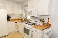 NEW LISTING!!! Cedar Shade Beach Retreat