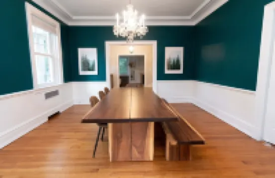 Entire Historic Home with 3620Sqft Perfect for Families