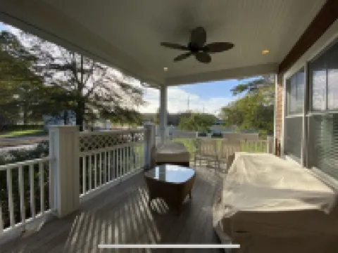 Bay Creek Meets Historic Cape Charles! pool access!