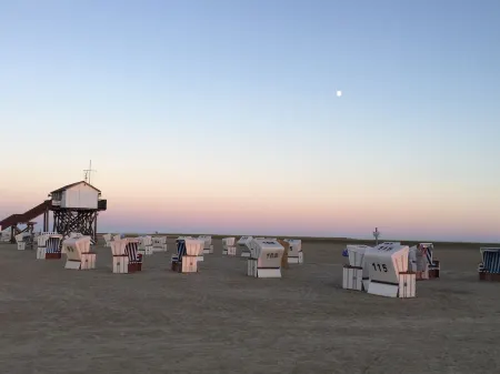 Modern vacation home with 129 m² and luxury furnishings in a good location in the village Отели в г. Санкт-Петер-Ординг