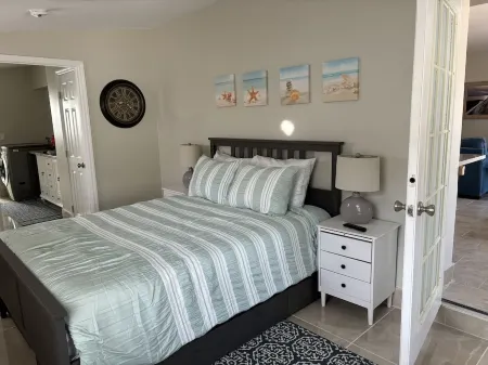 Oasis place for perfect vacations Отели в г. Сейнт Пит Бич