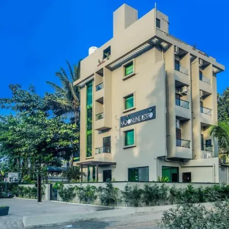 Hotel Ruchira Moonline Resto