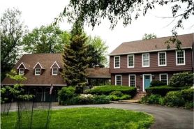 Secluded Private Guesthouse - Doylestown Twp