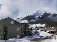 Enjoy the Summer Time in Views! Hotels in Silverthorne