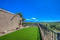 Yoga, Private Chef & Amazing views in a desert retreat Hotels near Sabino Canyon