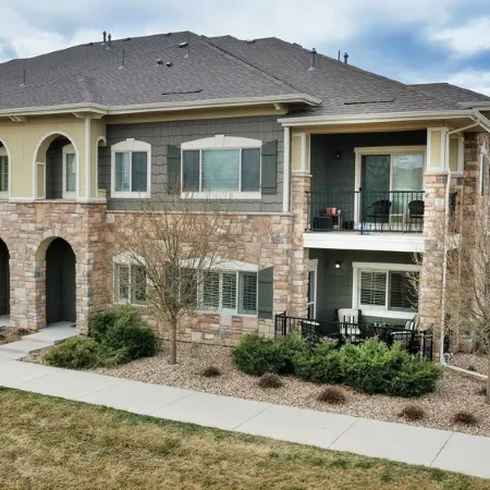 Lavish Tranquil No-Steps Oasis