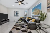 Luxury 3 Bedroom Home in Gilbert