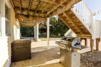 Sunny Days - NEW - Hot Tub - Renovated - Family Fun