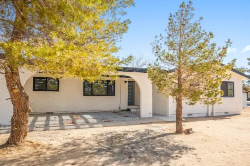 New Listing! Desert Oasis ~ Hot Tub