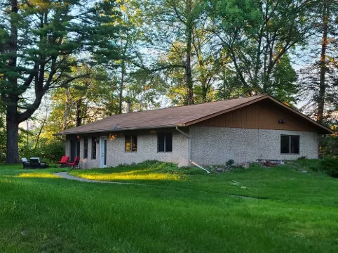 St. Louis River 3 Bedroom Home with Incredible View