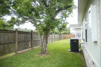 Mr. Willie's Coastal Retreat - the perfect location in downtown Ocean Springs!