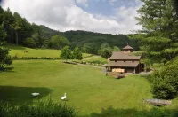 Farmhouse on Little Peak Creek Farm!