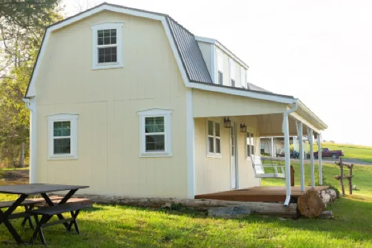 On farm cottage with mountain views.