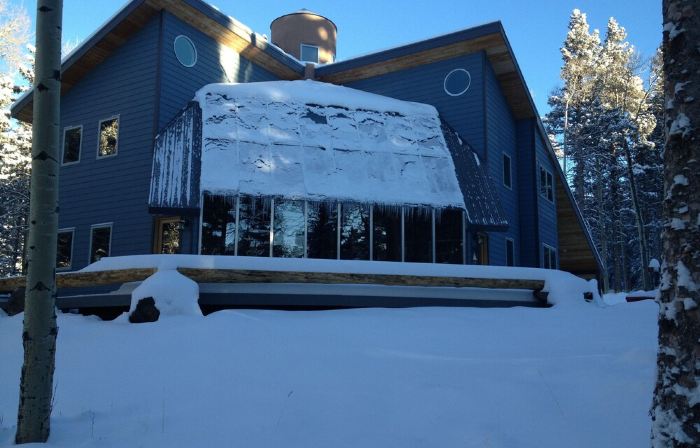 Ski in Ski Out From 10,000' Where Living in the Mountains is all it Should be